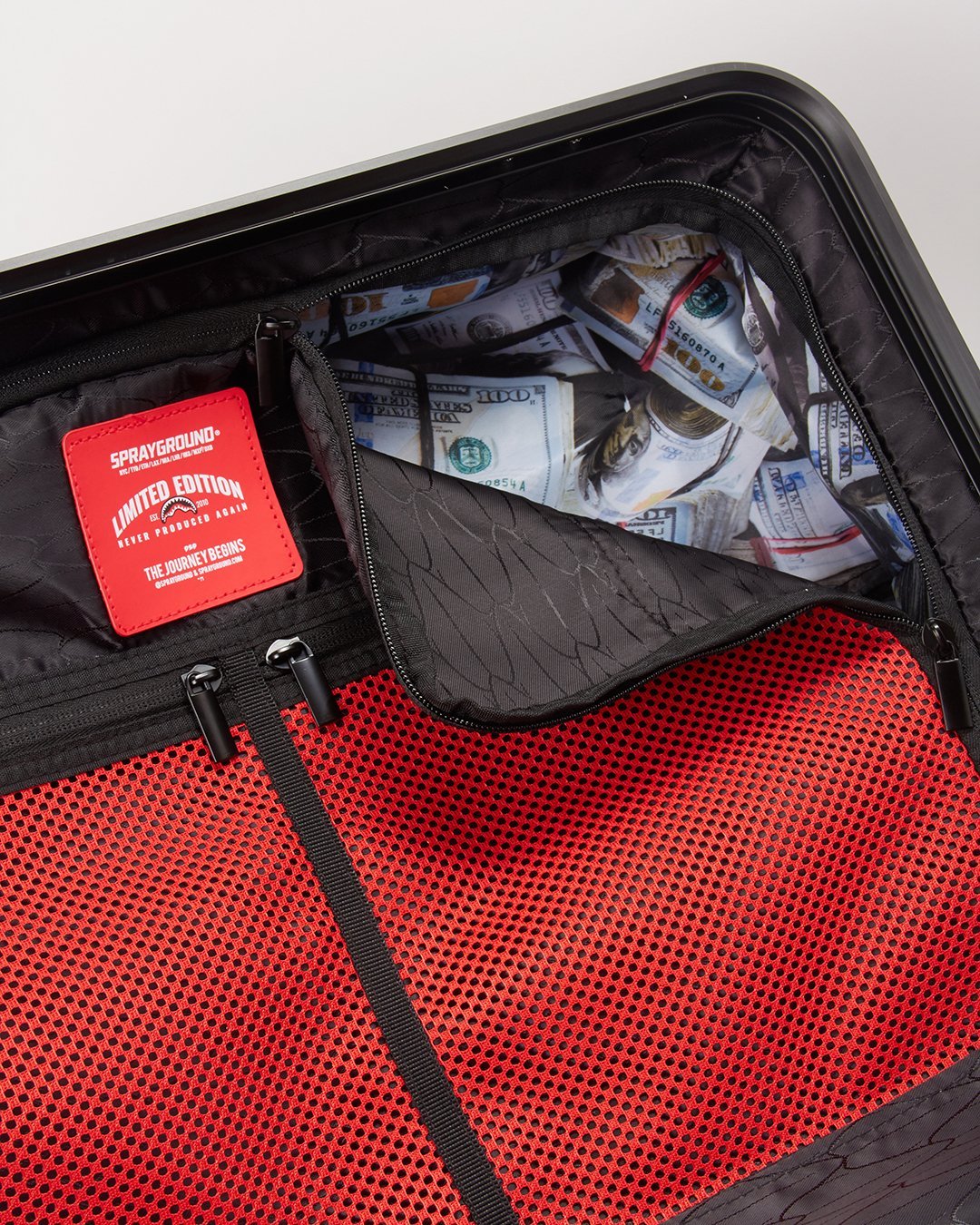 SHARKITECTURE MOLDED 29” FULL-SIZE LUGGAGE