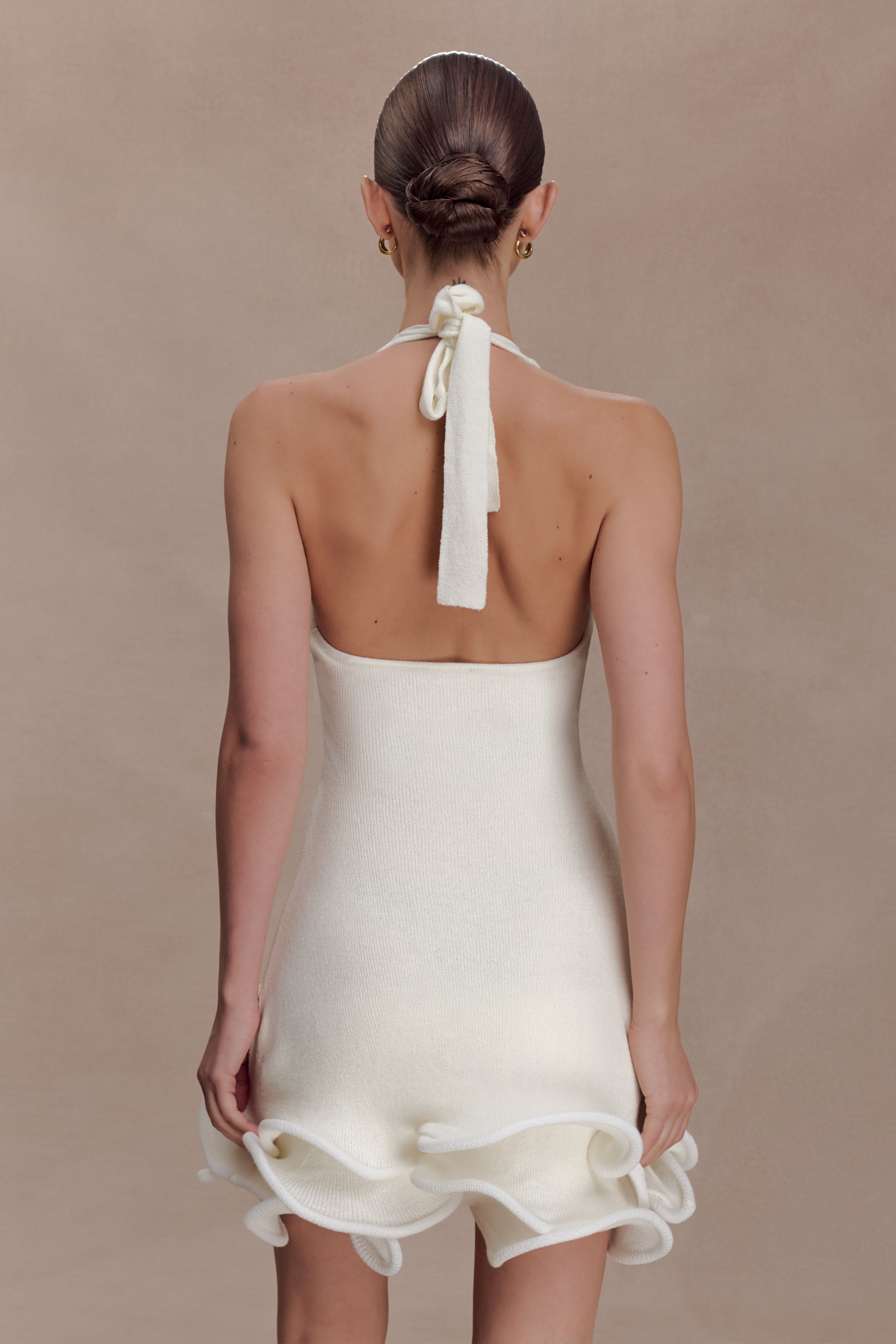 Willowmena Halter Neckline Mini Dress With Tubed Hem - White